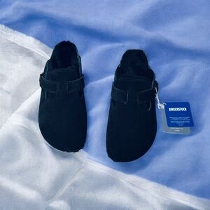 Birkenstock Boston Shearling Black Suede Mules - Narrow
